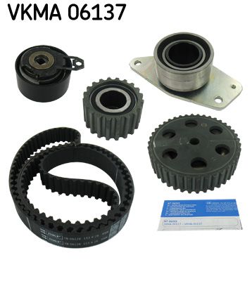VKMA06137 SKF Kit cinghie dentate 