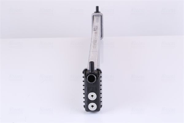 646918 NISSENS Radiatore, Raffreddamento motore 