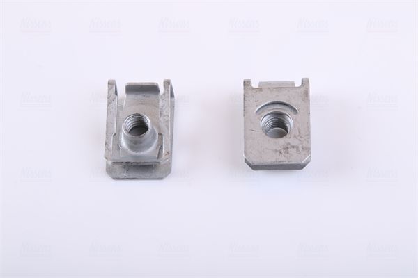 68002A NISSENS Radiatore, Raffreddamento motore 