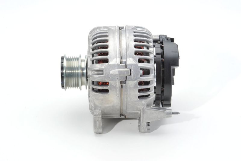 1986A00558 BOSCH Alternatore 