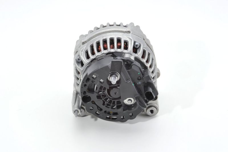1986A00558 BOSCH Alternatore 